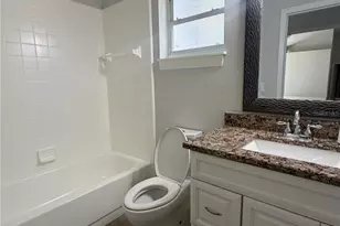 370 S Cobble Ct, Mount Dora, FL 32757 - Photo 15