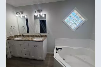 370 S Cobble Court, Mount Dora, FL 32757 - Photo 11
