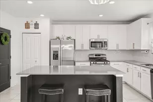 26100 Bristleleaf Ct, Leesburg, FL 34748 - Photo 11