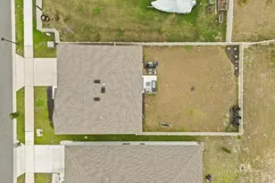 26100 Bristleleaf Ct, Leesburg, FL 34748 - Photo 37