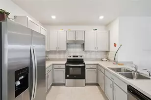 916 August Sky Dr, Deltona, FL 32738 - Photo 13