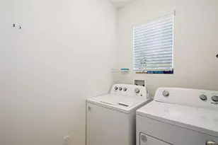 916 August Sky Dr, Deltona, FL 32738 - Photo 27
