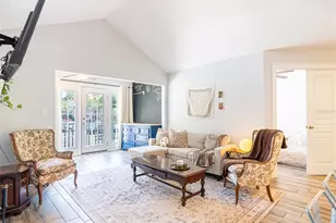 249 Afton Square, Altamonte Springs, FL 32714 - Photo 3