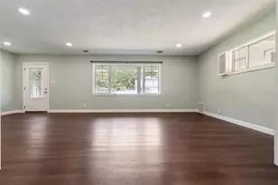 2009 Lily Ct, Sanford, FL 32771 - Photo 9