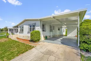 3338 N Citrus Cir, Zellwood, FL 32798 - Photo 1