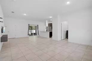 1010 Mayfair Pl, Kissimmee, FL 34758 - Photo 3