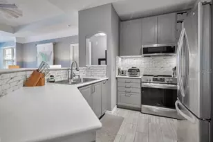 3428 Soho St, Orlando, FL 32835 - Photo 3