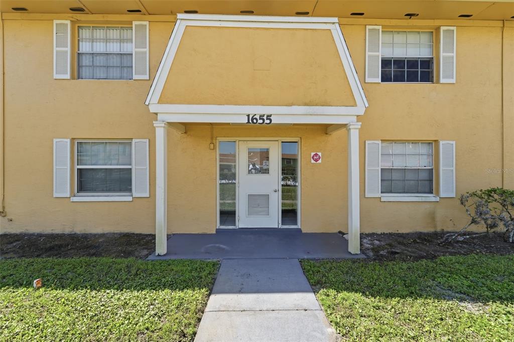 1655 W Oak Ridge Rd #D - 1655 W Oak Ridge Rd #D, Orlando, FL 32809 Luxury Property | Jose Angel Pina