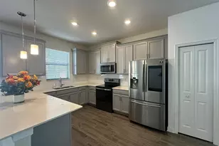 8501 Arcadia Ln, Davenport, FL 33896 - Photo 7