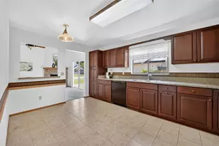 10822 Fallow Trl, Orlando, FL 32817 - Photo 11
