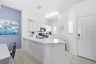 1120 Las Fuentes Dr, Kissimmee, FL 34746 - Photo 5