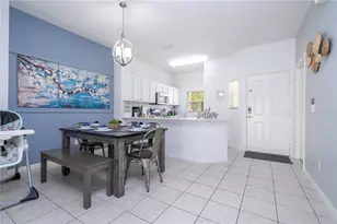 1120 Las Fuentes Dr, Kissimmee, FL 34746 - Photo 3