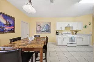904 Knollwood Dr, Davenport, FL 33837 - Photo 9