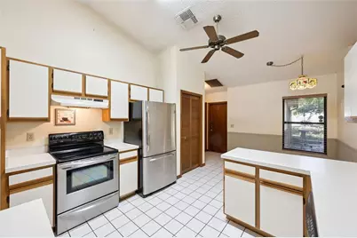 5513 Caurus Court, Orlando, FL 32808 - Photo 9