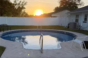 3226 Kelvington Dr, Orlando, FL 32810 - Photo 15