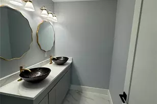 4310 Huntington St NE, Saint Petersburg, FL 33703 - Photo 9