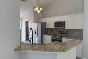 2830 Strand Cir, Oviedo, FL 32765 - Photo 5