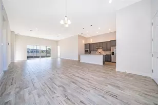 2400 Symphony Cir, Saint Cloud, FL 34771 - Photo 3