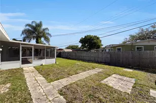 804 Hampton Way, Merritt Island, FL 32953 - Photo 5