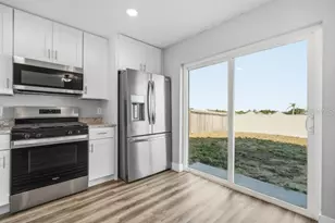 728 Belvoir Dr, Davenport, FL 33837 - Photo 11
