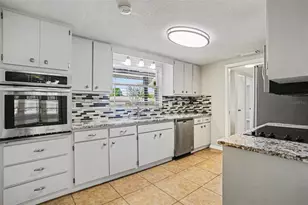 8006 Mimosa Dr, Port Richey, FL 34668 - Photo 5