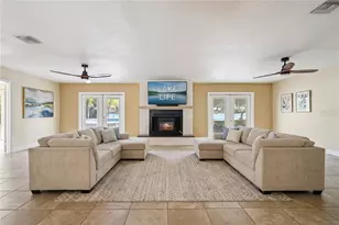 2032 Dumas Dr, Deltona, FL 32738 - Photo 5