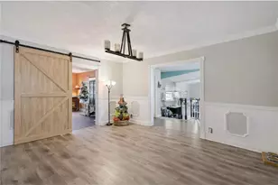 1048 N Grandview St, Mount Dora, FL 32757 - Photo 5