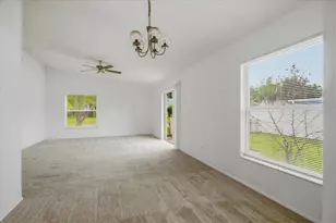 601 Oak Manor Cir, Orlando, FL 32825 - Photo 9