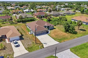 119 Long Meadow Ln, Rotonda West, FL 33947 - Photo 3