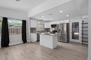 5837 Westbury Dr, Orlando, FL 32808 - Photo 9
