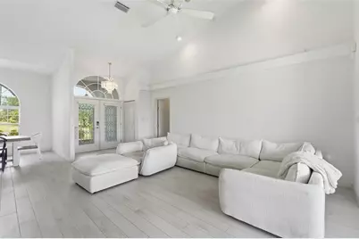 885 Rotonda Circle, Rotonda West, FL 33947 - Photo 11