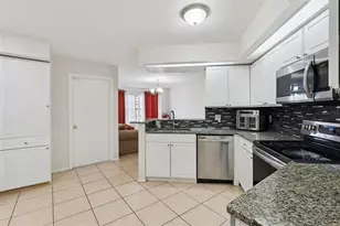 932 Ocala Woods Ln, Orlando, FL 32824 - Photo 5