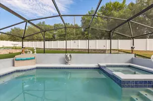 906 Edith Dr, Fruitland Park, FL 34731 - Photo 13