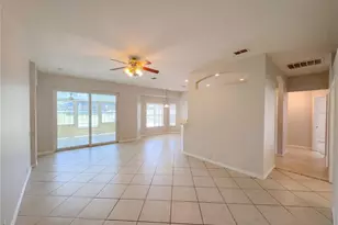 6457 Myrtlewood Dr, Lakeland, FL 33810 - Photo 3