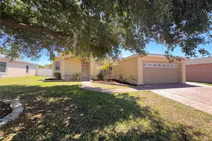 6457 Myrtlewood Dr, Lakeland, FL 33810 - Photo 1