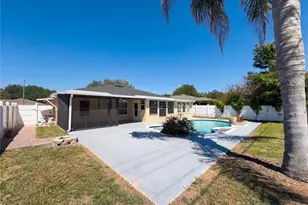 6457 Myrtlewood Dr, Lakeland, FL 33810 - Photo 5