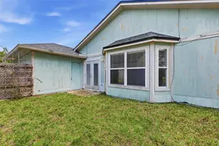 255 Tom Sawyer Ct, Orlando, FL 32828 - Photo 3