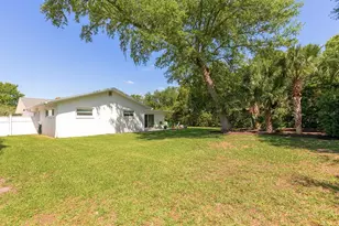 2415 Eaton Ln, Orlando, FL 32804 - Photo 35