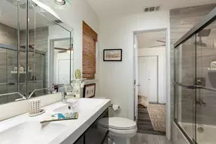 2415 Eaton Ln, Orlando, FL 32804 - Photo 29