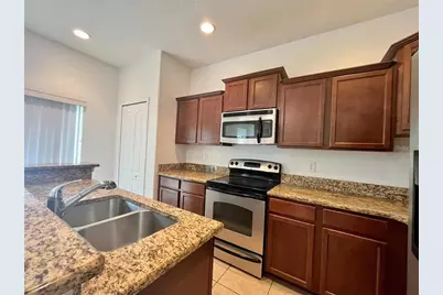 10935 Savannah Landing Circle, Orlando, FL 32832 - Photo 5