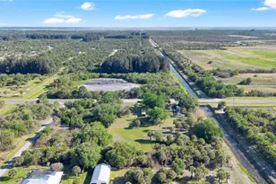 897 Osmosis Dr SW, Palm Bay, FL 32908 - Photo 35
