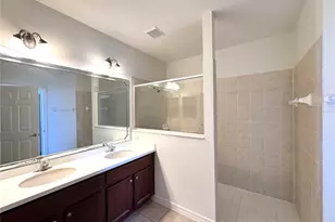9447 Myrtle Creek Ln, Orlando, FL 32832 - Photo 11