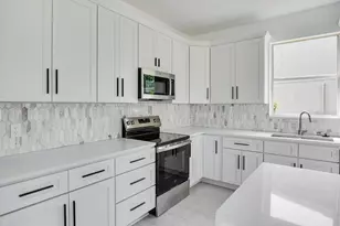 14927 Faversham Cir, Orlando, FL 32826 - Photo 9