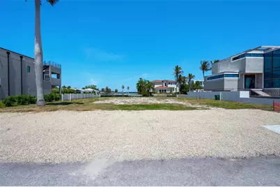 581 Rountree Drive, Longboat Key, FL 34228 - Photo 17