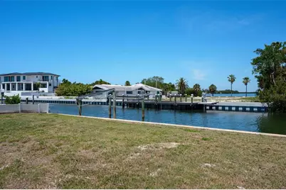 581 Rountree Drive, Longboat Key, FL 34228 - Photo 15