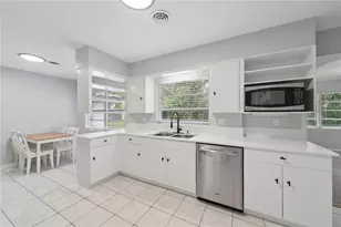606 Briarcliffe St, Sanford, FL 32773 - Photo 9