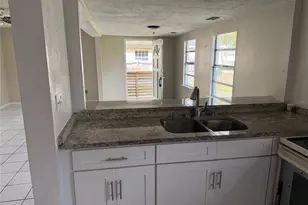 636 S Park Ave, Winter Garden, FL 34787 - Photo 5