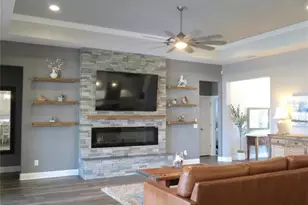 6990 Bentridge Dr, Lakeland, FL 33813 - Photo 7