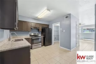 3918 Crayrich Cir, Orlando, FL 32839 - Photo 11
