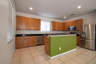 1412 Blackwater Pond Dr, Orlando, FL 32828 - Photo 7